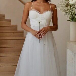 Selfie Leslie Smitten Sweetheart Neckline Chiffon Midi Dress